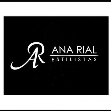 ANA RIAL ESTILISTAS